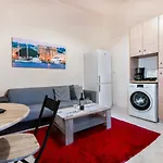 Eddy\'S Apartment